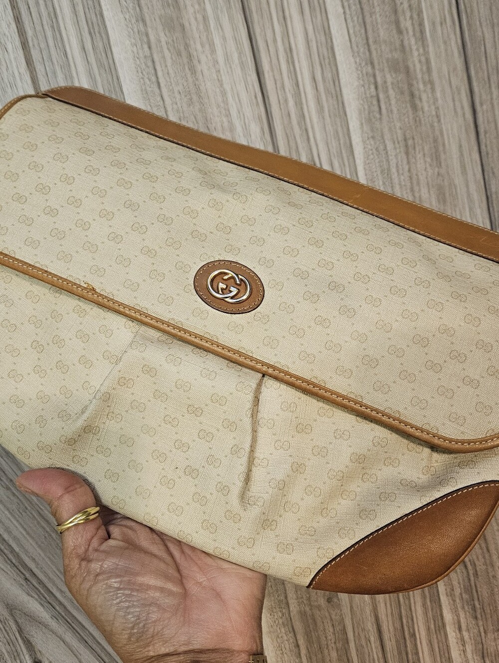 Gucci Vintage Clutch - Picture 4 of 16